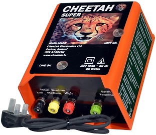 Cheetah Super Mains Fencer 100 acres - Grazing Control